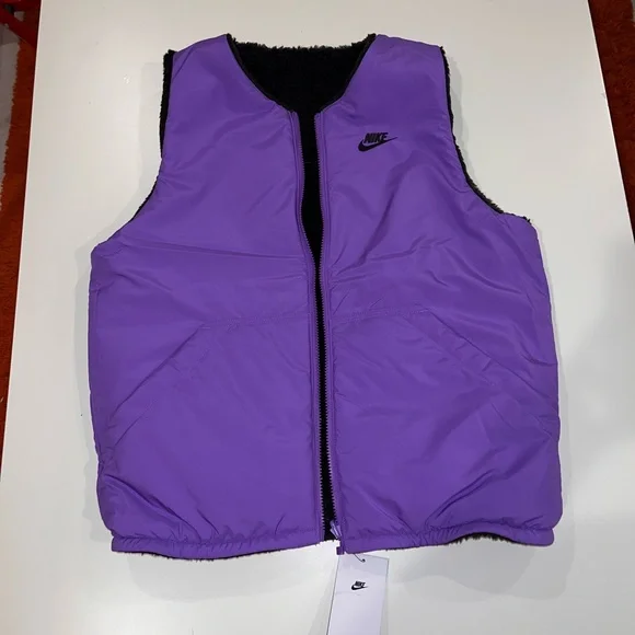 Nike Club Reversible Winterized Vest - Picture 10 of 11